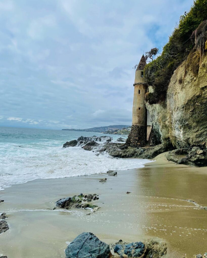 La torre dei pirati di Victoria Beach a Laguna Beach in California