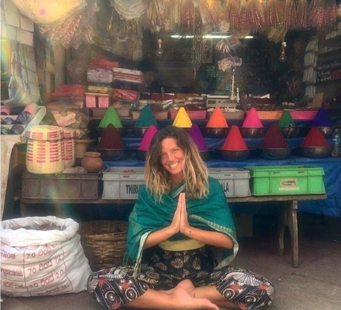 Yoga e benessere con Eleonora Biliotti durante il viaggio in India